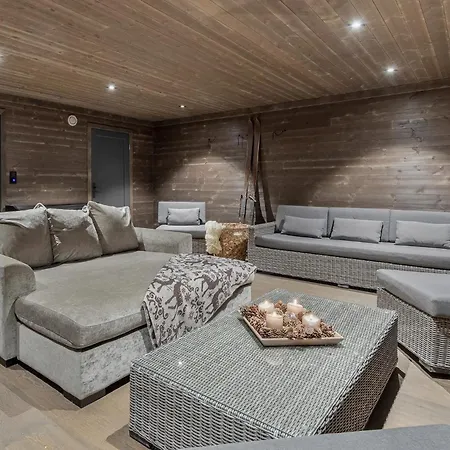 5br Rindabakkane Chalet Villa *